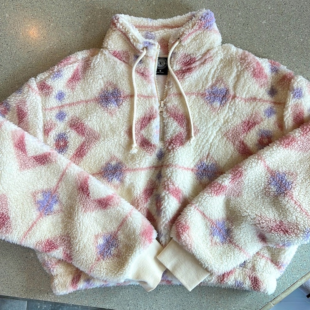 Pacsun fleece cropped 3/4 zip-sweatshirt size medium